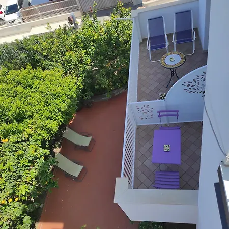 Lumachella 3* Чефалу
