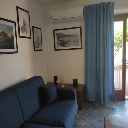 Lumachella לינה וארוחת בוקר צ'פאלו