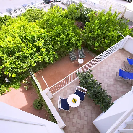 Lumachella לינה וארוחת בוקר
